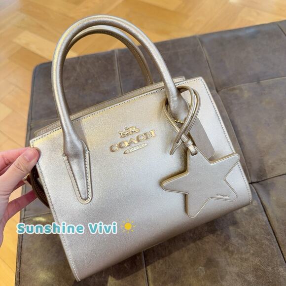 NWT COACH Andrea Carryall Bag CW024 Gold/Light Champagne